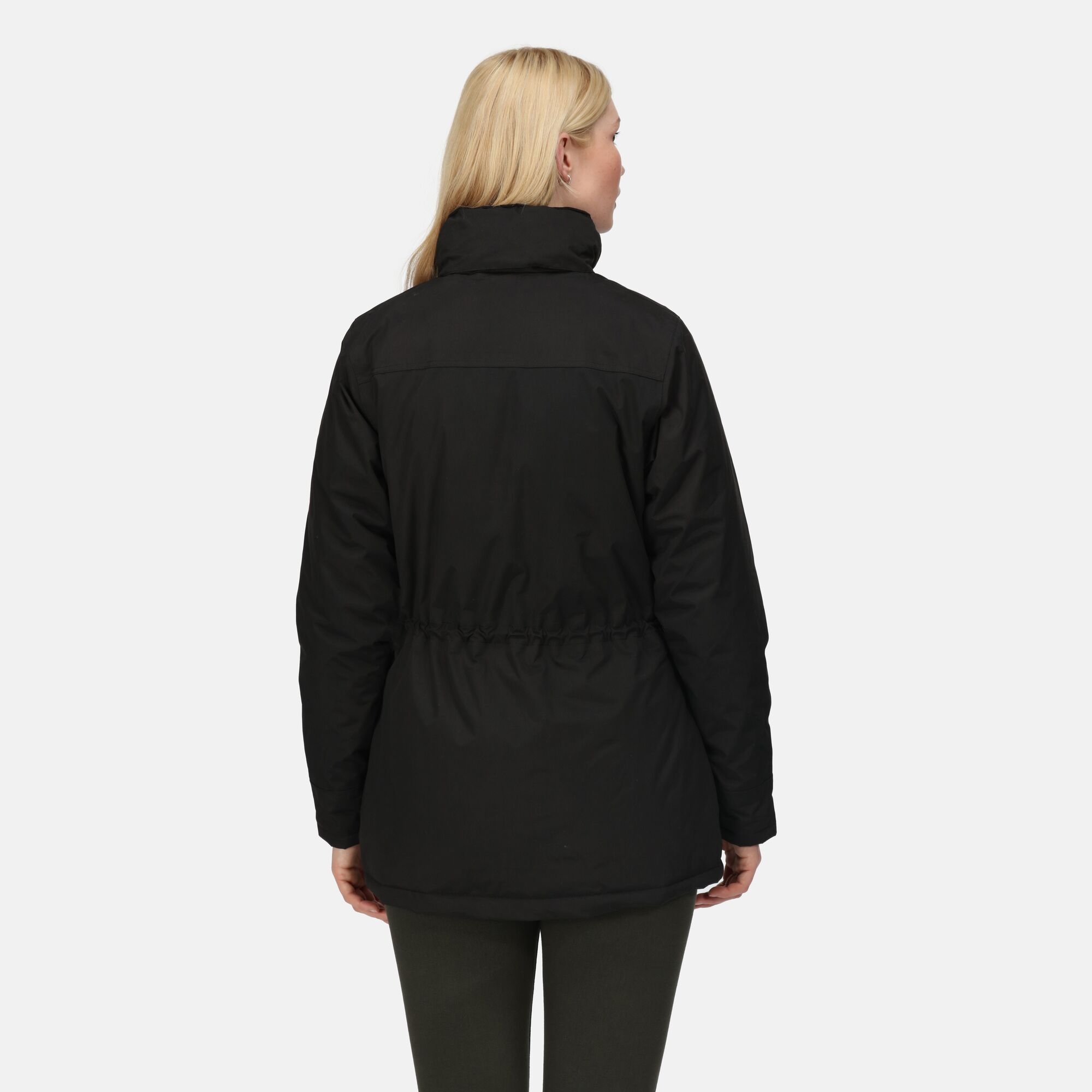 TRA204_800_02_bynder_defined_type_model_021679329183